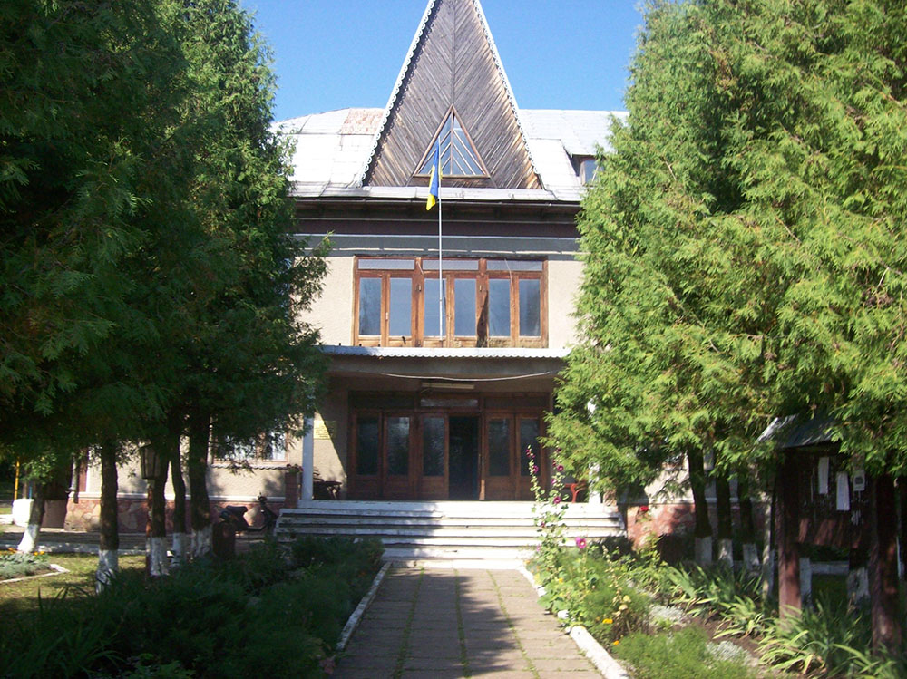Нижні Станівці
